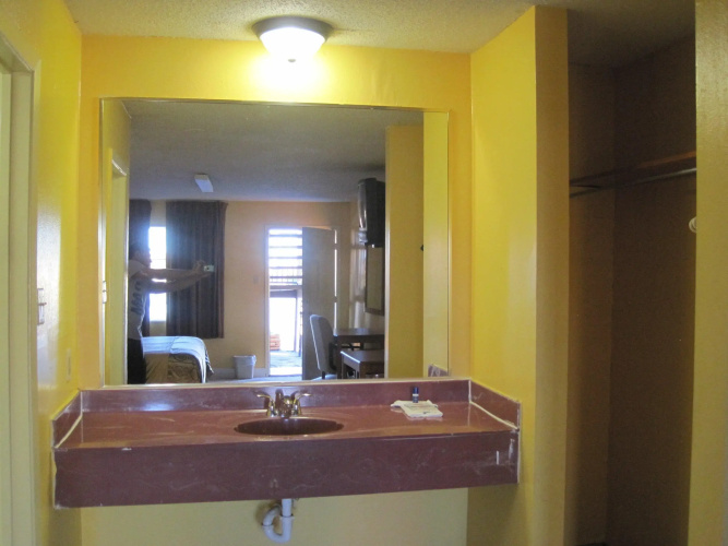 Bestway Inn