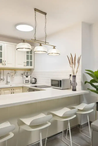 Modern and Stylish 2BR Apartment