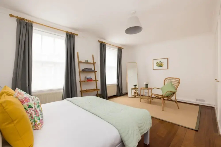 Charming Primrose Hill Rooftop Duplex