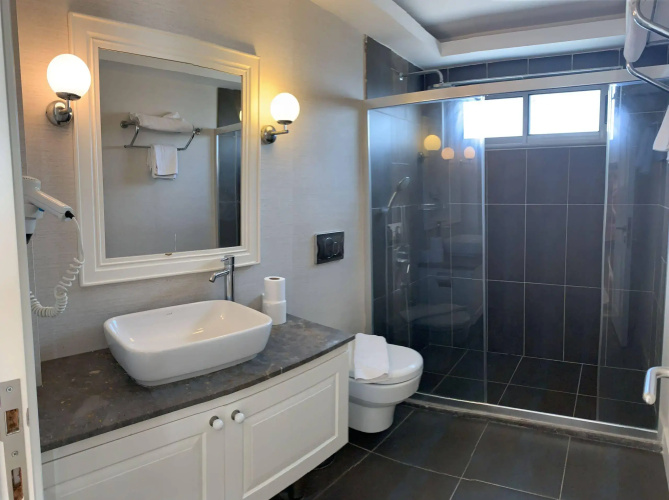 Define Beach Suites