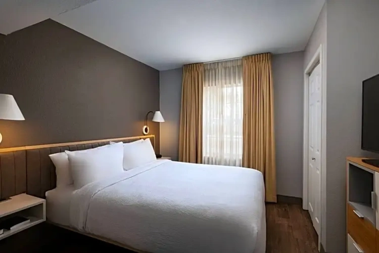 2 Bedrooms Quadruple Suite