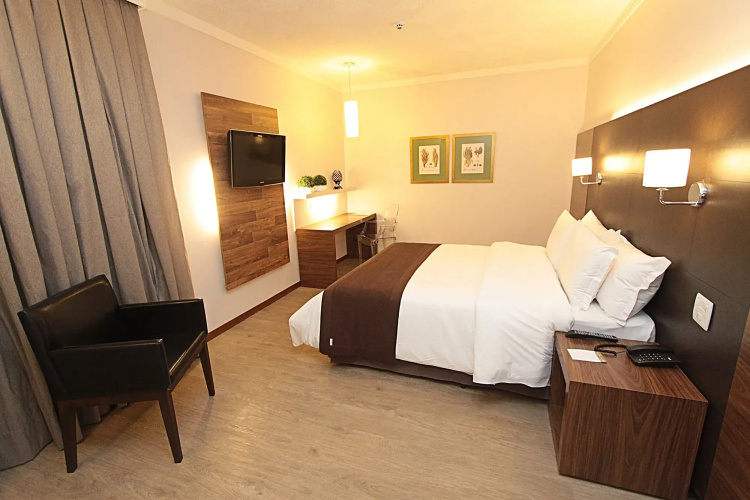 Oasis Tower Hotel