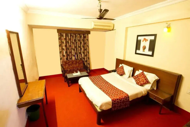 Hotel Rainbow Sapphire