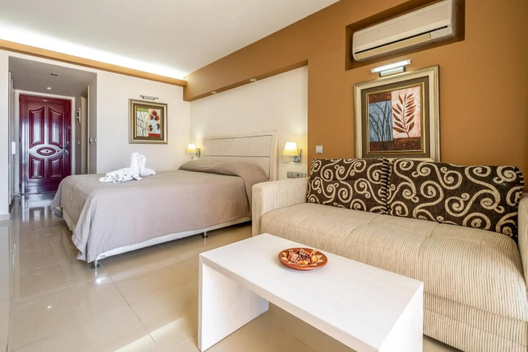 Kamari Beach Hotel - All inclusive