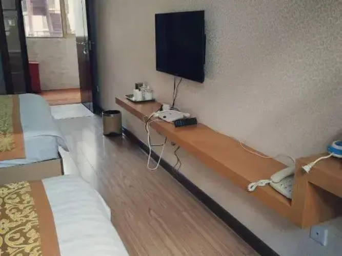 Baihai Business Hotel