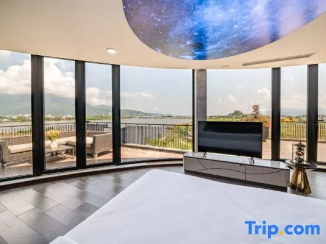 1 Bedroom Double Apartment with river view