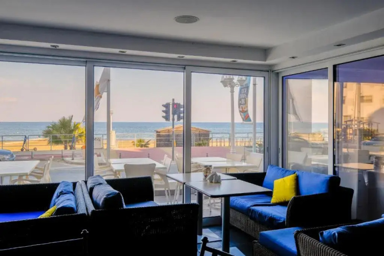 Flamingo Beach Hotel