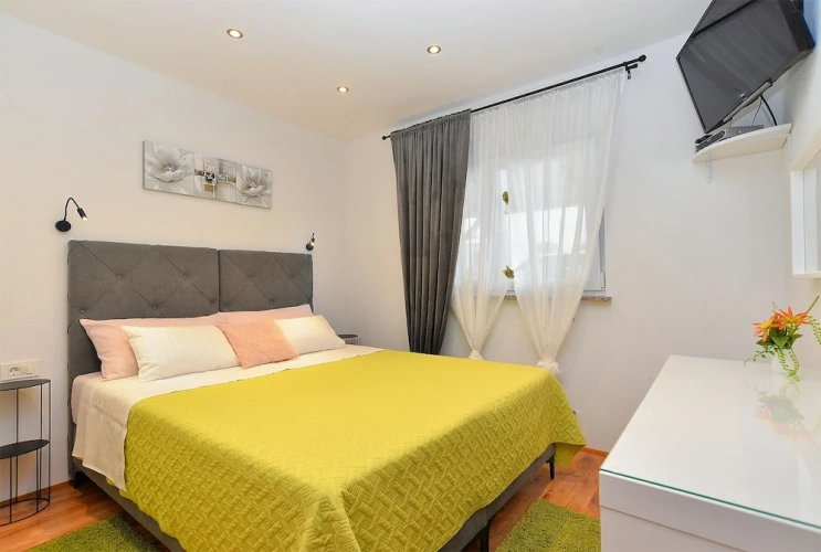 1 Bedroom Standard Apartment