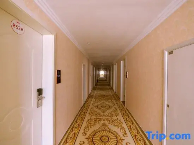 Tanggong Hotel