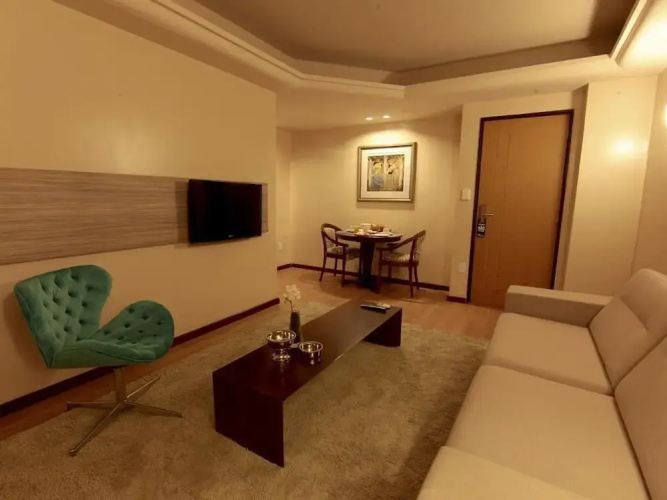 Hotel Serrano
