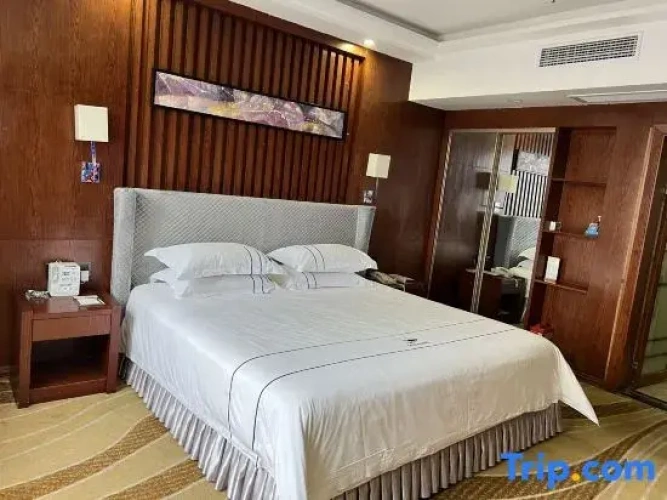 Deluxe Double Suite