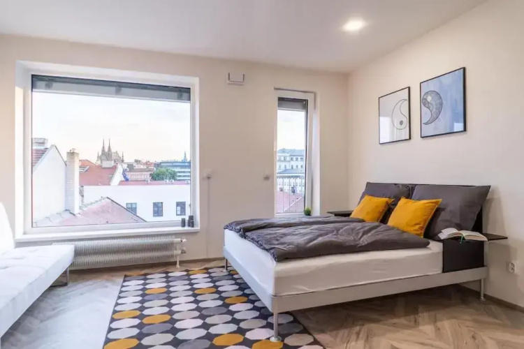 Lavender Time Studio with a Garden View Balcony