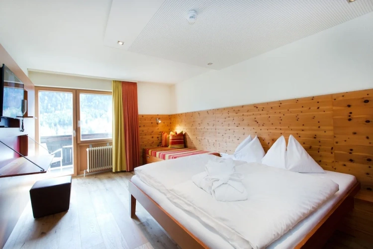 Premium Double room with balcony