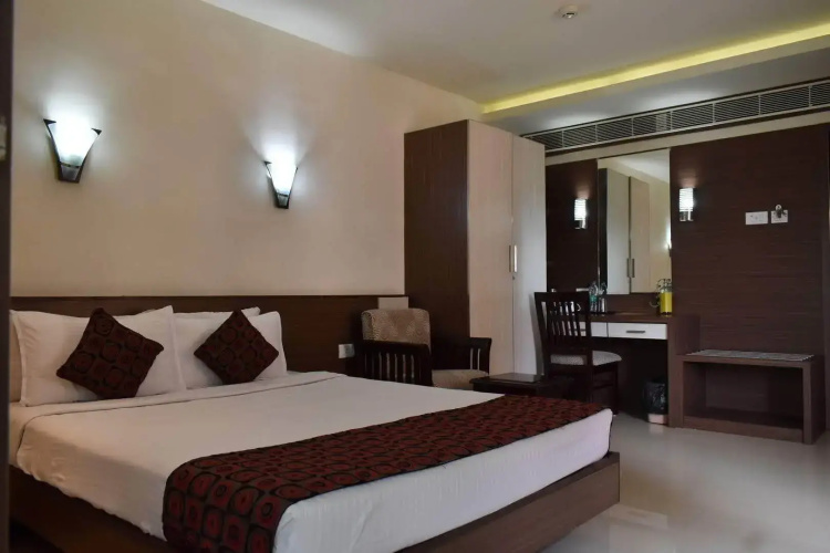 Hotel South Regency