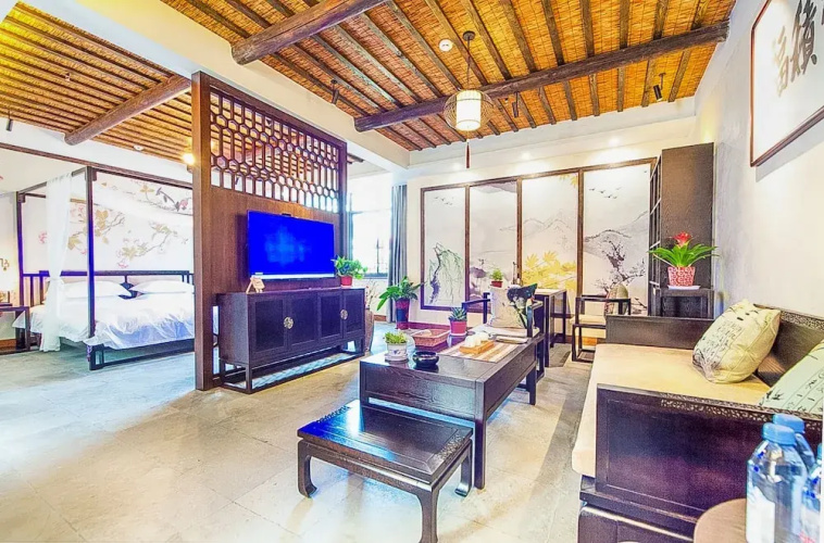 Wuzhen Ziye Musu Inn