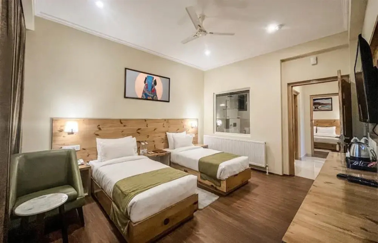 Crown Himalaya Hotel