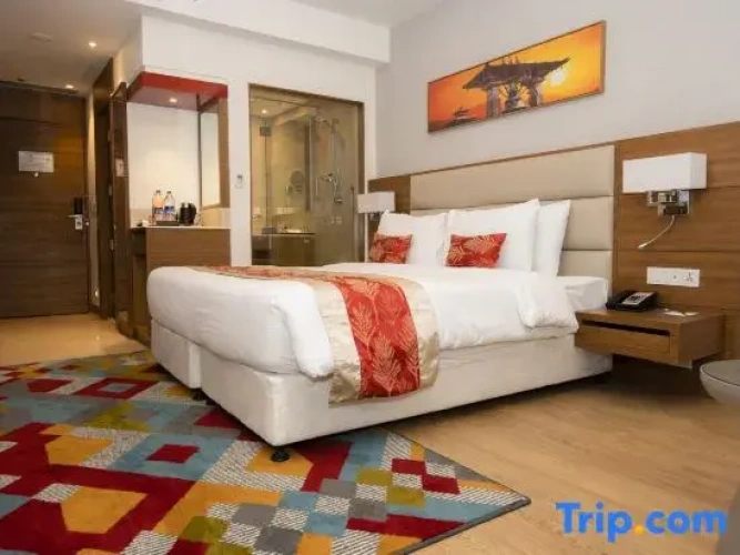 Deluxe Double room with balcony and with city view