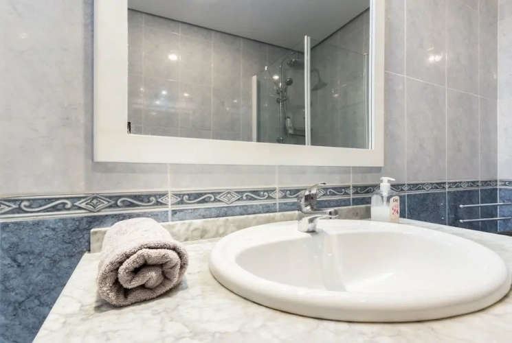 3 Bedrooms Apartment with river view