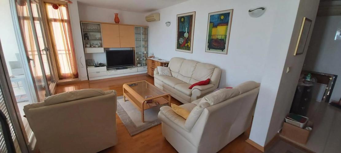 Luxury Apartment Tina by the beach Znjan Split put znjana 3c