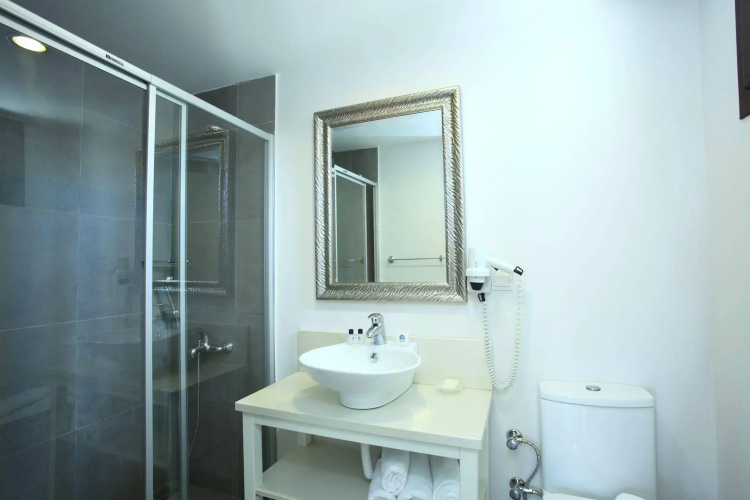 Paloma Hotel