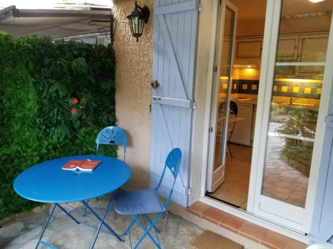 1 Bedroom Superior Apartment