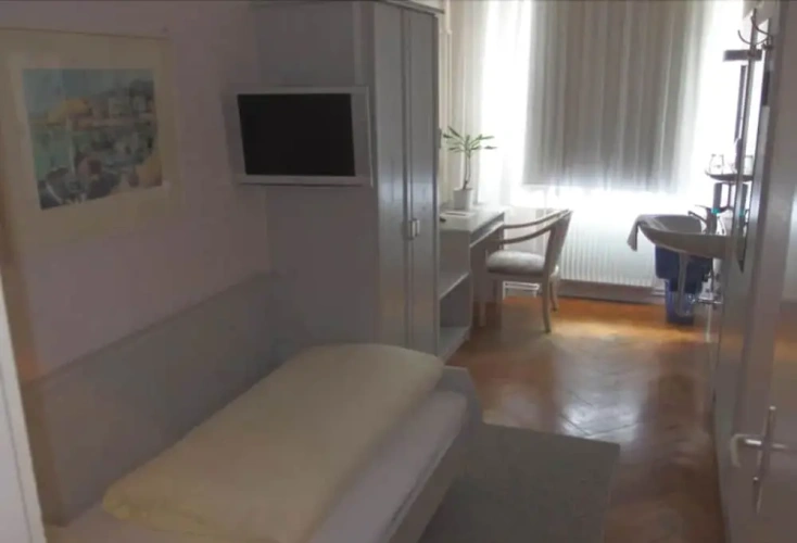 Standard Single room