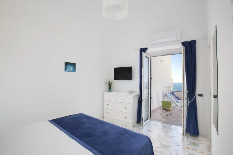 2 Bedrooms Cottage with balcony and with sea view
