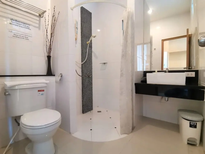 Deluxe Twin room with balcony