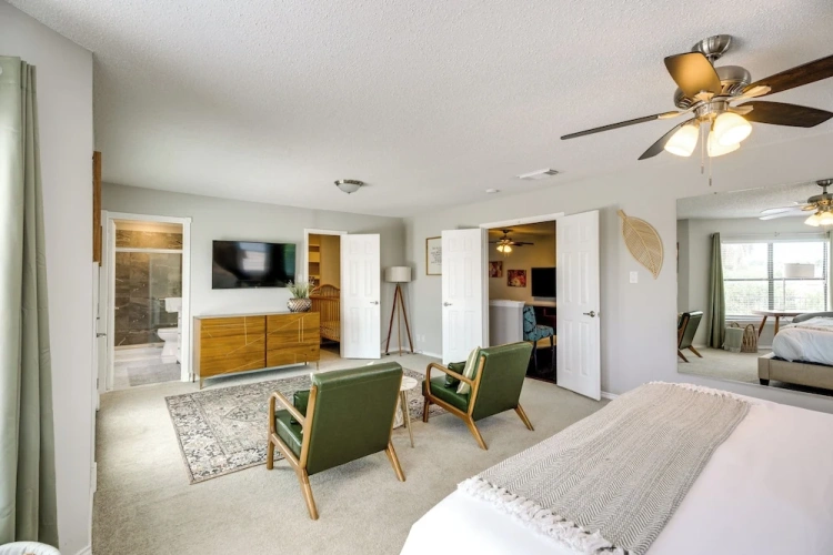 Guest rooms