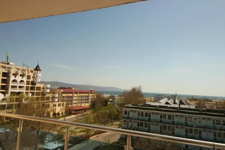 Studio with balcony and with view