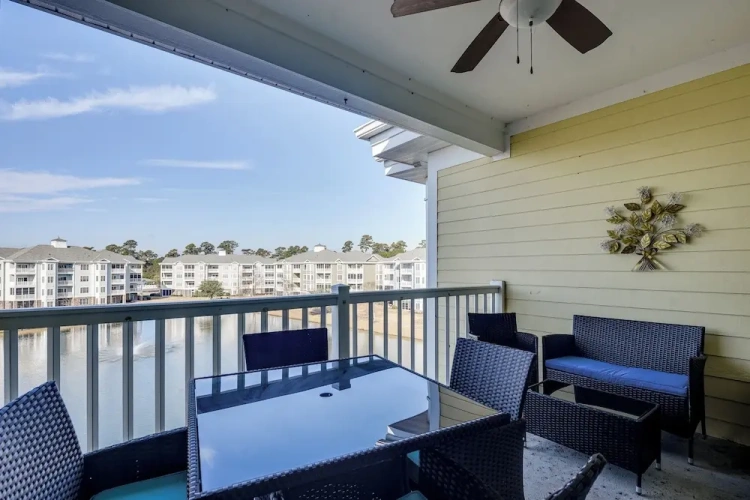 2 Bedrooms Apartment with balcony