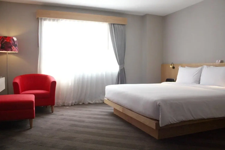 Standard Club room