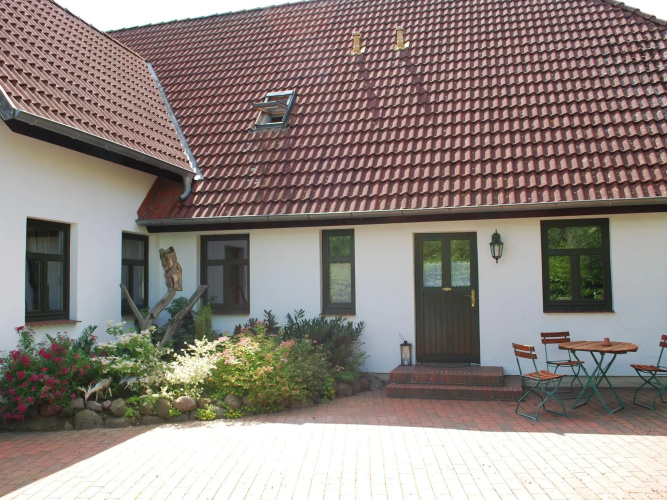 Apartment in Dargun With Pool & Barbecue