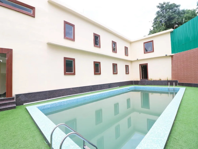 Vaikunth Resort by OYO Rooms