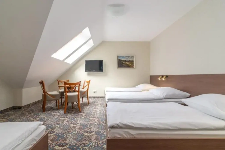Standard Quadruple room