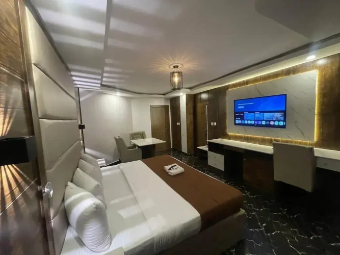Standard Single Family room