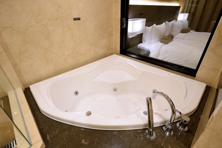 Royal Suite with balcony