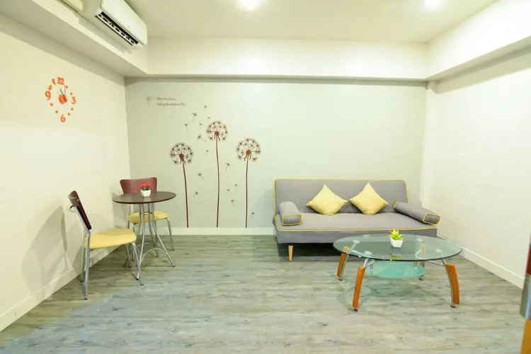 Suite with balcony