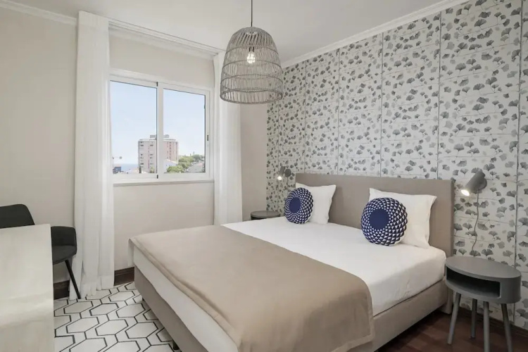 Duplex With sea View, Reis Magos V