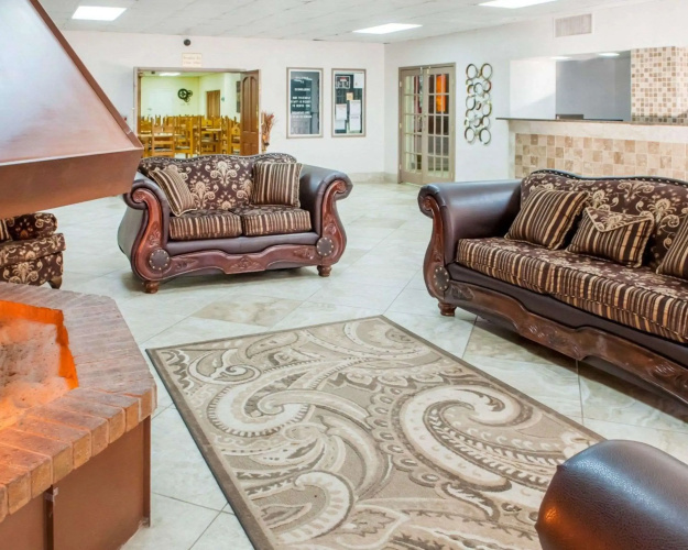 Econo Lodge Carlsbad Caverns Area