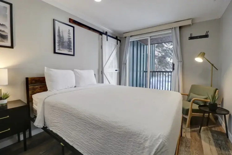 Fp105 Foxpine Hotel Room 1 Bedroom Condo