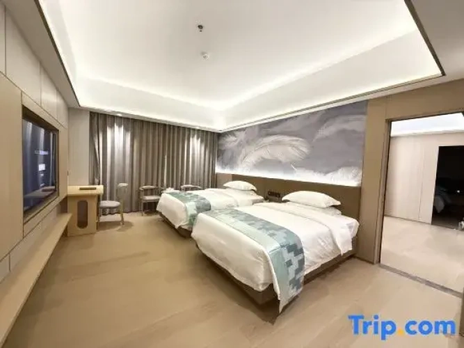 2 Bedrooms Deluxe Family Suite