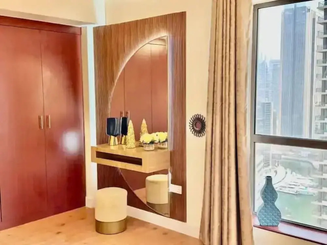 2BR Luxury Apartment Marina View