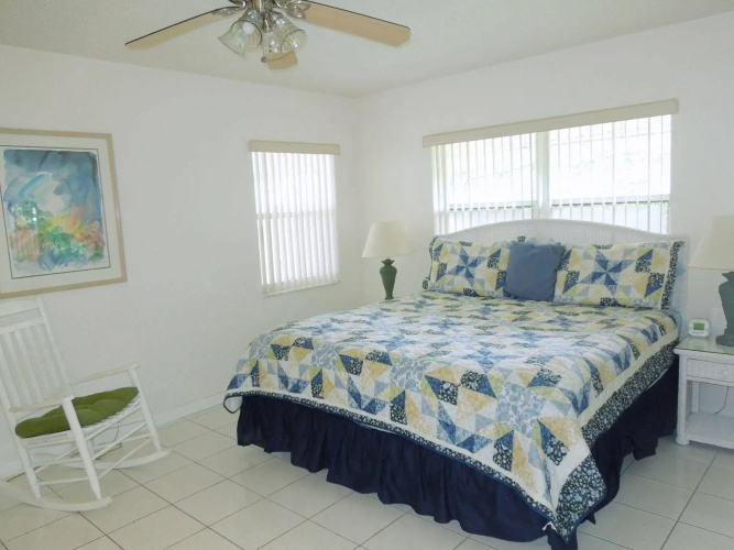 Pelican Place