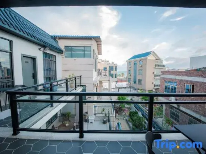 Hostels are also available in Meizhou Island