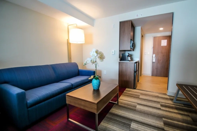 Double Suite with pool view