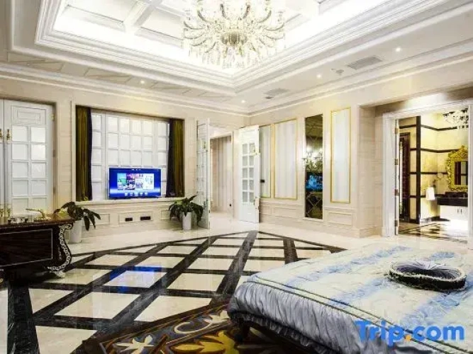 Presidential Suite