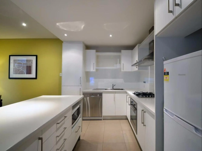 2 Bedrooms Quadruple Apartment