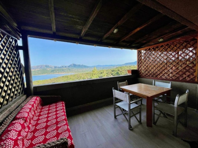 Apartment with sea view