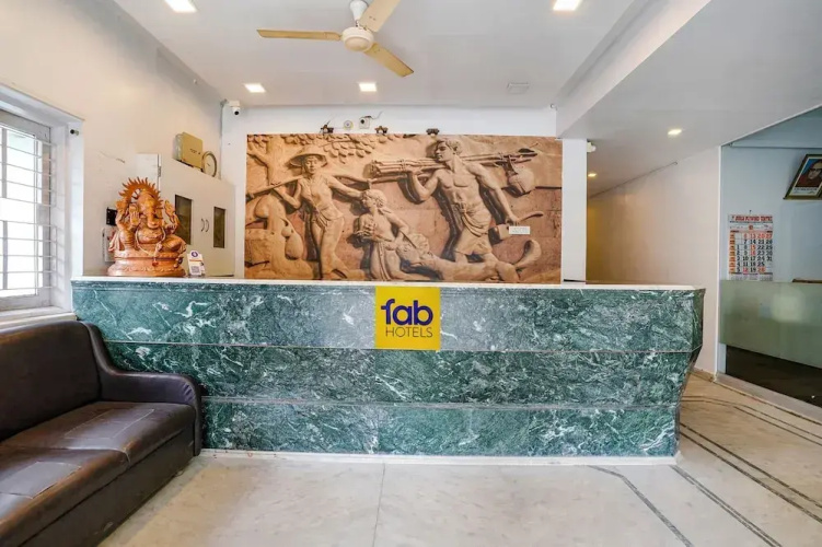 Fabhotel Shree Maya